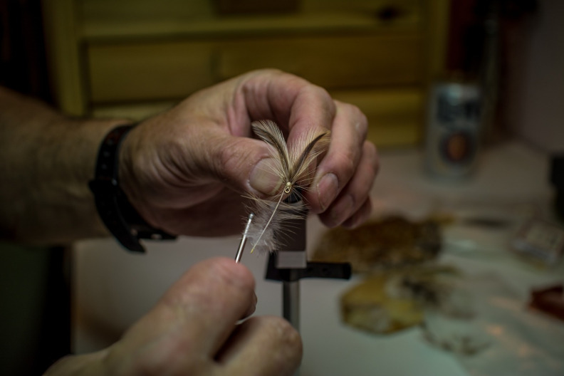 fly tying vise